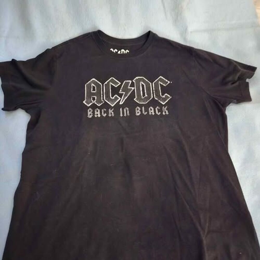 AC DC Men's Black Large T-shirt (LOC-84)